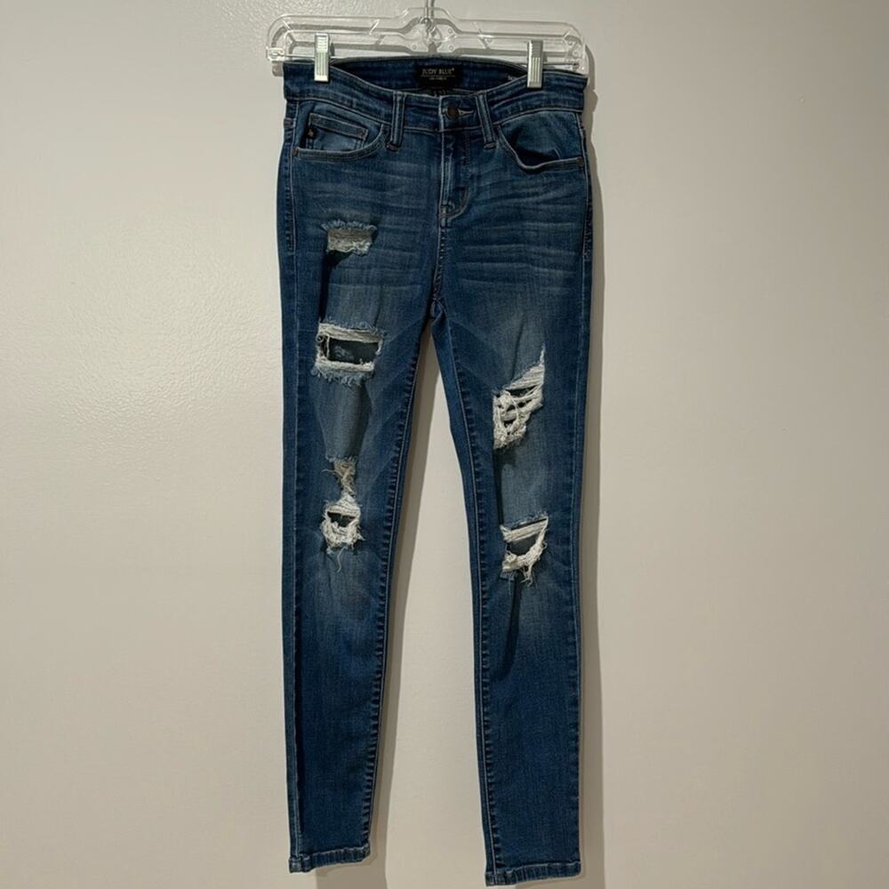 Judy Blue Women's Skinny Distressed Jean  Casual Trendy Street Wear